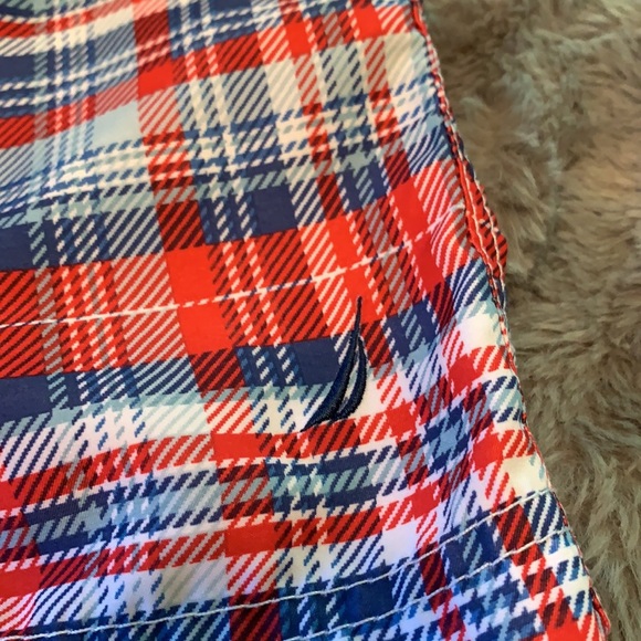 Nautica Swim Trunks Boys Size 7 Like New - Picture 3 of 6